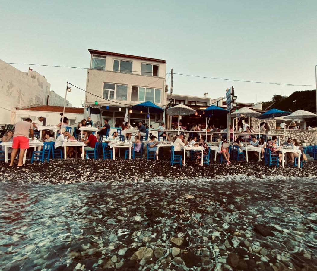 Giritli Rum Meyhanesi & Butik Otel Karaburun  Εξωτερικό φωτογραφία