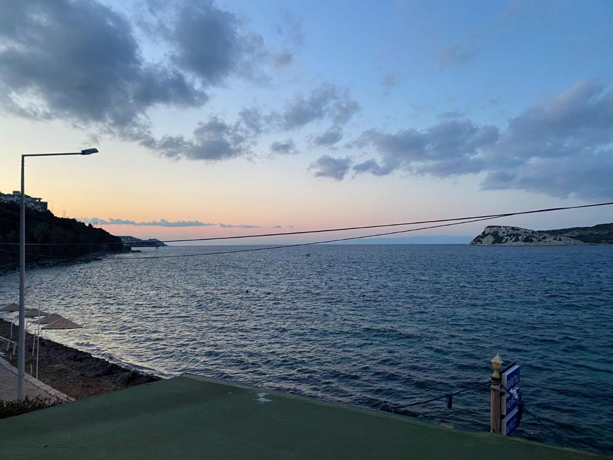 Giritli Rum Meyhanesi & Butik Otel Karaburun  Εξωτερικό φωτογραφία