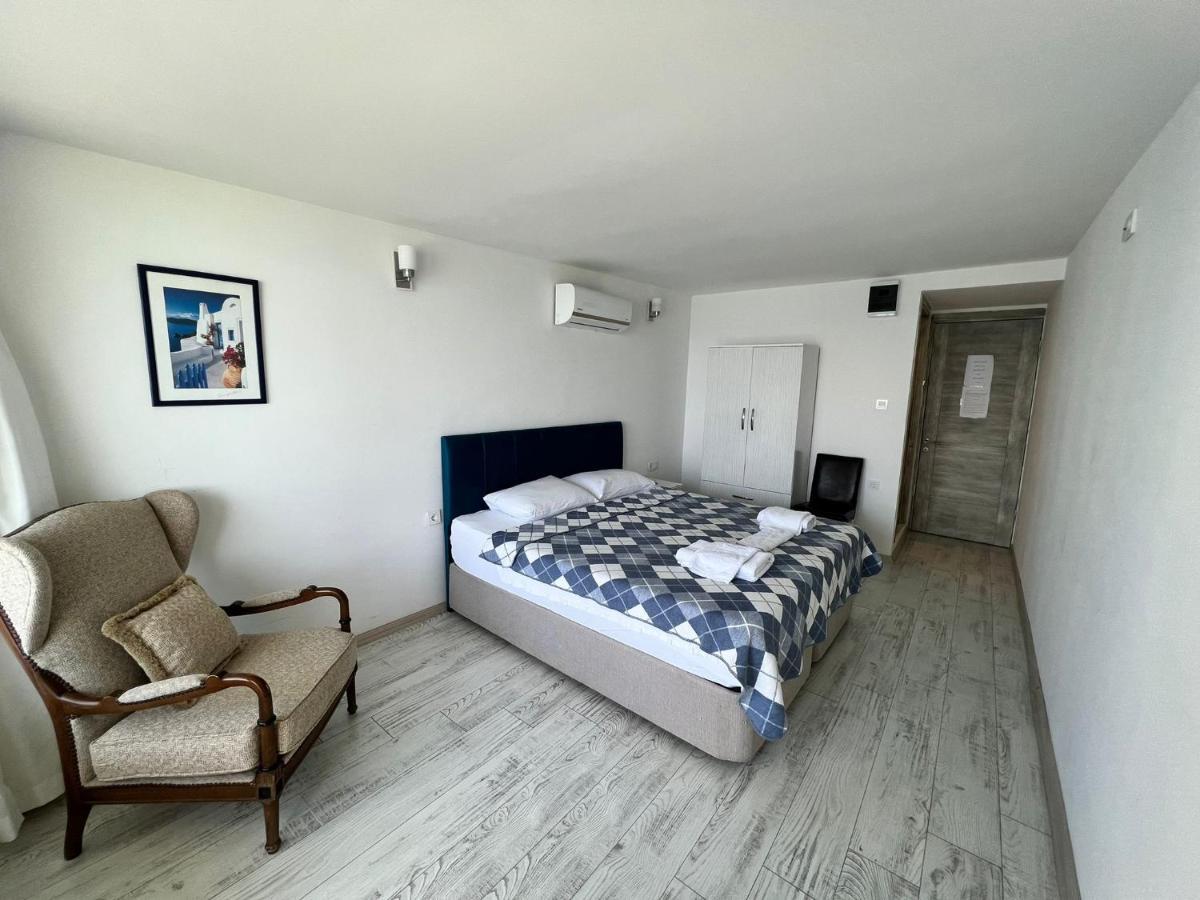 Giritli Rum Meyhanesi & Butik Otel Karaburun  Εξωτερικό φωτογραφία