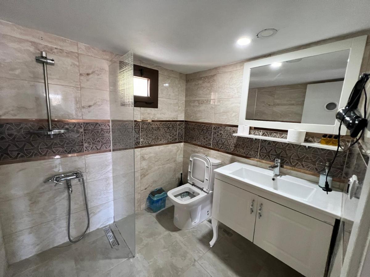 Giritli Rum Meyhanesi & Butik Otel Karaburun  Εξωτερικό φωτογραφία