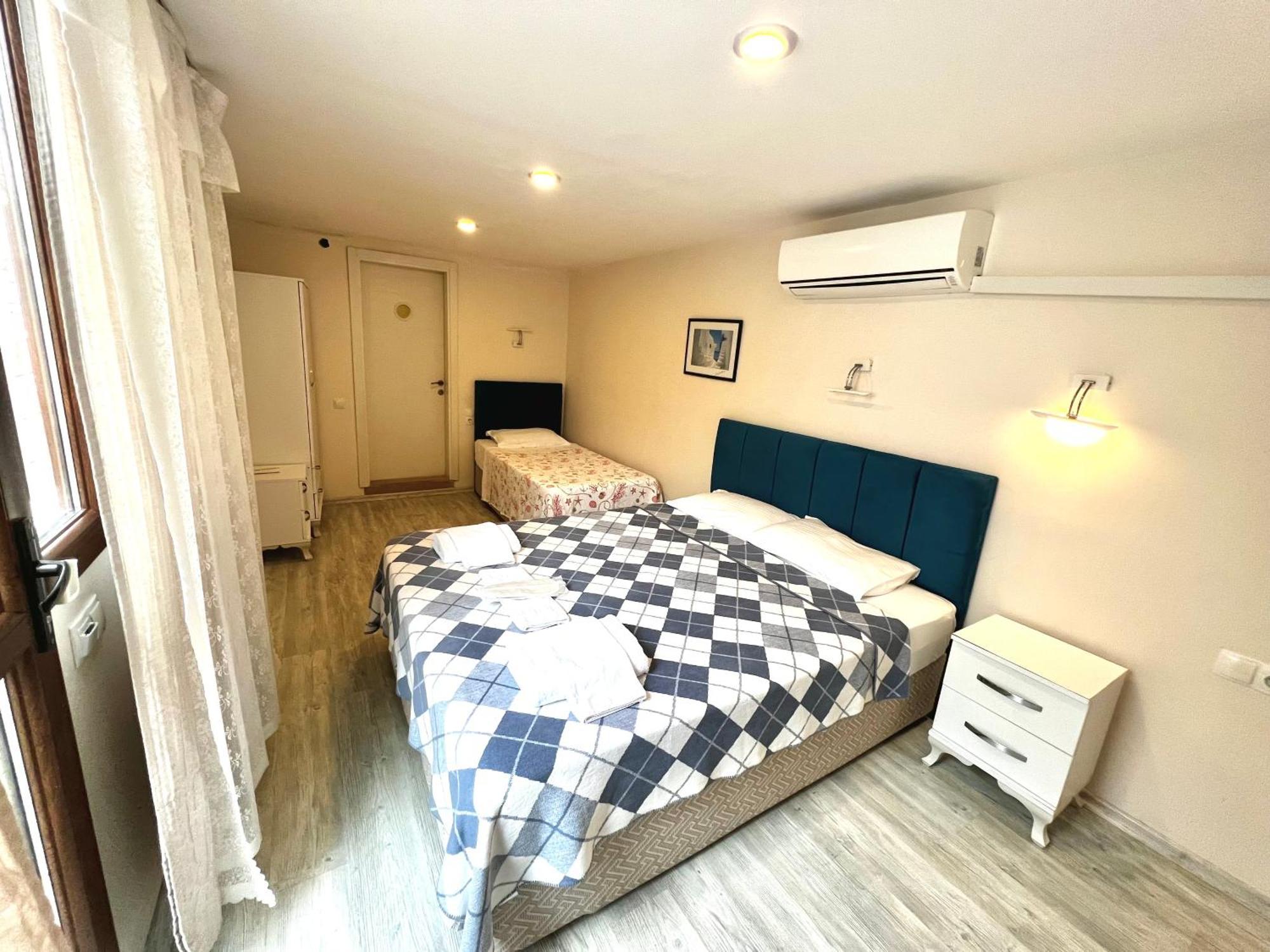 Giritli Rum Meyhanesi & Butik Otel Karaburun  Εξωτερικό φωτογραφία